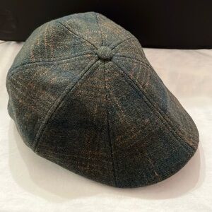 Boston scally hat . The Irish rose